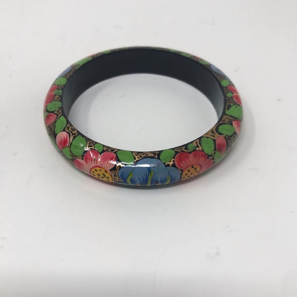 Ann Taylor and floral wood bangles - Picture 8 of 8